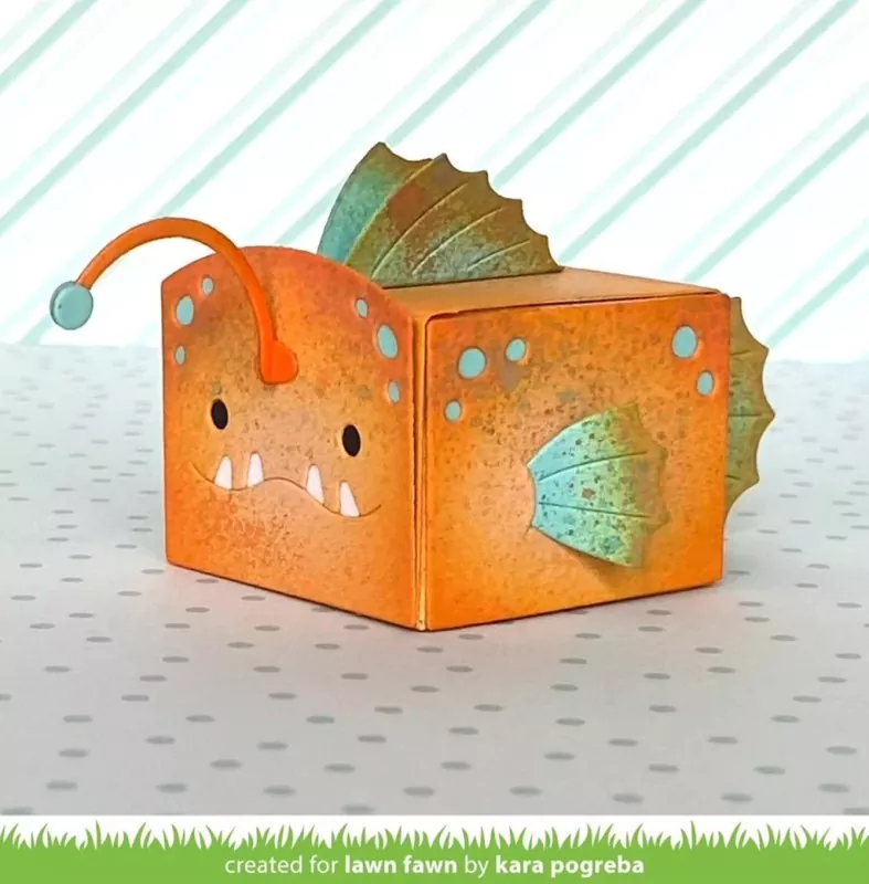 Tiny Gift Box Anglerfish Add-On Stanzen Lawn Cuts Lawn Fawn 1